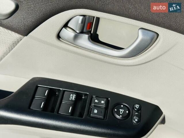 Хонда Цивик 2012 в Киеве на Automoto.ua Серый Хонда Цивик, объемом двигателя 1.8 л и пробегом 272 тыс. км за 8099 $, фото 16 на Automoto.ua