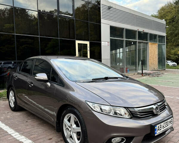 Хонда Цивик 2012 в Виннице на Automoto.ua Серый Хонда Цивик, объемом двигателя 1.8 л и пробегом 144 тыс. км за 12500 $, фото 7 на Automoto.ua
