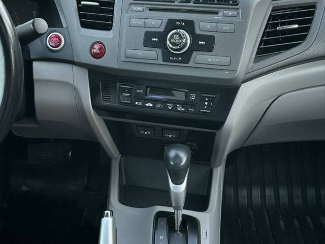 Серый Хонда Цивик, объемом двигателя 1.8 л и пробегом 225 тыс. км за 9200 $, фото 12 на Automoto.ua