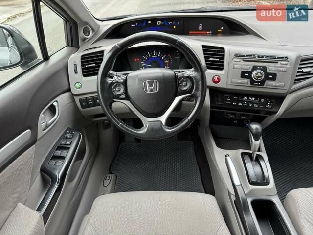 Серый Хонда Цивик, объемом двигателя 1.8 л и пробегом 94 тыс. км за 11900 $, фото 30 на Automoto.ua