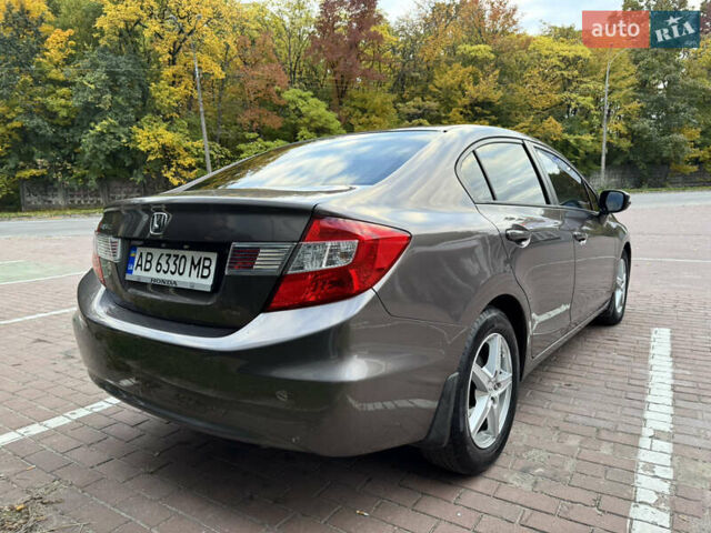 Хонда Цивик 2012 в Виннице на Automoto.ua Серый Хонда Цивик, объемом двигателя 1.8 л и пробегом 144 тыс. км за 12500 $, фото 13 на Automoto.ua