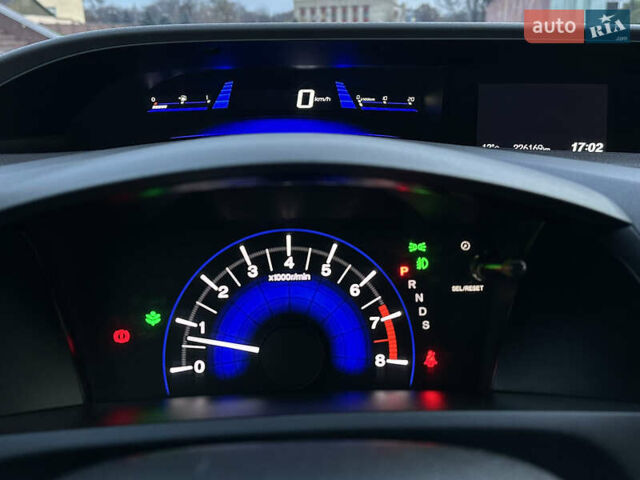 Серый Хонда Цивик, объемом двигателя 1.8 л и пробегом 226 тыс. км за 9500 $, фото 36 на Automoto.ua