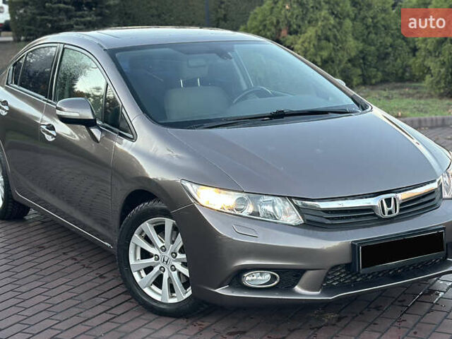 Хонда Цивик 2012 в Днепре (Днепропетровске) на Automoto.ua Серый Хонда Цивик, объемом двигателя 1.8 л и пробегом 225 тыс. км за 9500 $, фото 5 на Automoto.ua