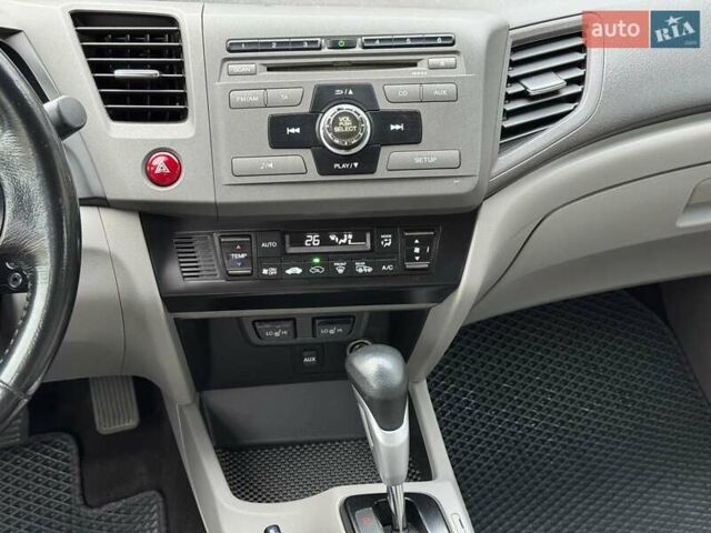 Серый Хонда Цивик, объемом двигателя 1.8 л и пробегом 94 тыс. км за 11900 $, фото 36 на Automoto.ua