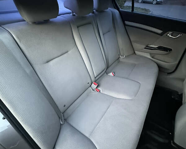 Серый Хонда Цивик, объемом двигателя 1.8 л и пробегом 226 тыс. км за 9500 $, фото 28 на Automoto.ua