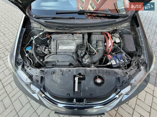 Серый Хонда Цивик, объемом двигателя 1.5 л и пробегом 118 тыс. км за 7500 $, фото 22 на Automoto.ua