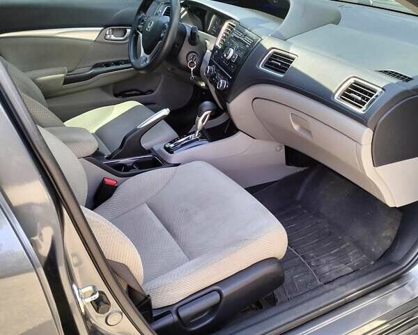 Серый Хонда Цивик, объемом двигателя 1.5 л и пробегом 170 тыс. км за 10200 $, фото 11 на Automoto.ua