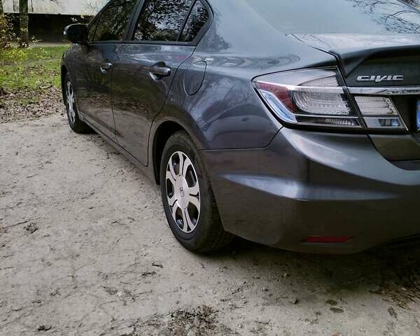 Серый Хонда Цивик, объемом двигателя 1.5 л и пробегом 170 тыс. км за 10200 $, фото 5 на Automoto.ua
