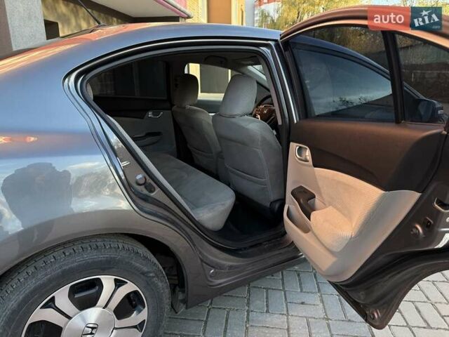 Серый Хонда Цивик, объемом двигателя 1.5 л и пробегом 118 тыс. км за 7500 $, фото 13 на Automoto.ua