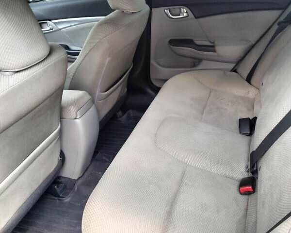 Серый Хонда Цивик, объемом двигателя 1.5 л и пробегом 170 тыс. км за 10200 $, фото 15 на Automoto.ua