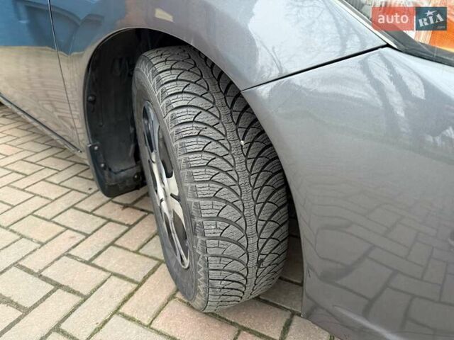 Сірий Хонда Сівік, об'ємом двигуна 1.5 л та пробігом 119 тис. км за 8900 $, фото 20 на Automoto.ua