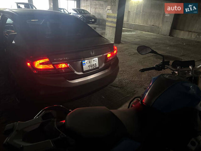Сірий Хонда Сівік, об'ємом двигуна 1.8 л та пробігом 168 тис. км за 11500 $, фото 2 на Automoto.ua