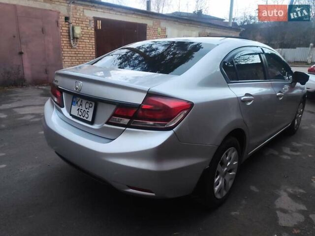 Серый Хонда Цивик, объемом двигателя 1.8 л и пробегом 225 тыс. км за 11000 $, фото 1 на Automoto.ua