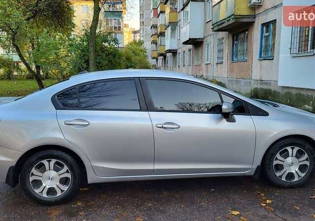Серый Хонда Цивик, объемом двигателя 1.5 л и пробегом 210 тыс. км за 10900 $, фото 3 на Automoto.ua
