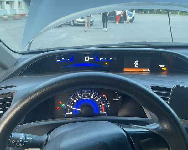 Серый Хонда Цивик, объемом двигателя 1.6 л и пробегом 107 тыс. км за 10000 $, фото 11 на Automoto.ua