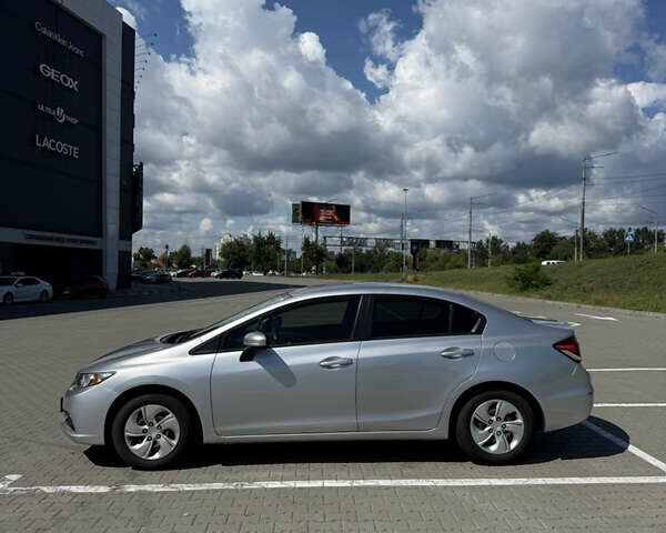 Серый Хонда Цивик, объемом двигателя 1.8 л и пробегом 102 тыс. км за 10600 $, фото 6 на Automoto.ua