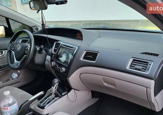 Серый Хонда Цивик, объемом двигателя 1.5 л и пробегом 210 тыс. км за 10900 $, фото 24 на Automoto.ua