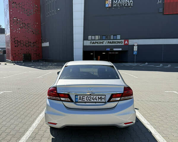 Серый Хонда Цивик, объемом двигателя 1.8 л и пробегом 102 тыс. км за 10600 $, фото 14 на Automoto.ua