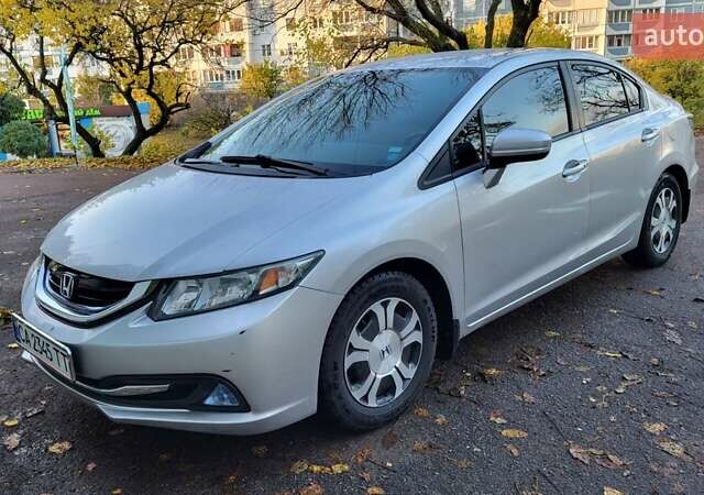 Серый Хонда Цивик, объемом двигателя 1.5 л и пробегом 210 тыс. км за 10900 $, фото 6 на Automoto.ua