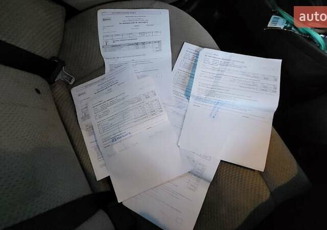 Серый Хонда Цивик, объемом двигателя 1.5 л и пробегом 210 тыс. км за 10900 $, фото 35 на Automoto.ua