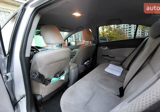 Серый Хонда Цивик, объемом двигателя 1.5 л и пробегом 210 тыс. км за 10900 $, фото 18 на Automoto.ua