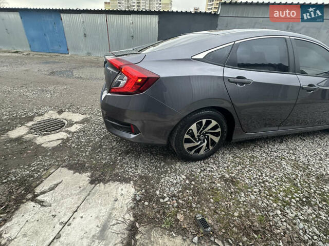 Серый Хонда Цивик, объемом двигателя 2 л и пробегом 105 тыс. км за 13200 $, фото 17 на Automoto.ua