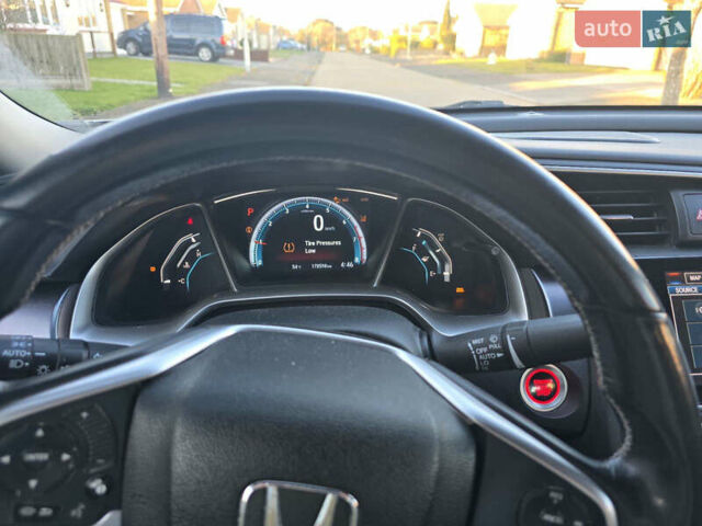 Серый Хонда Цивик, объемом двигателя 1.5 л и пробегом 178 тыс. км за 10500 $, фото 4 на Automoto.ua