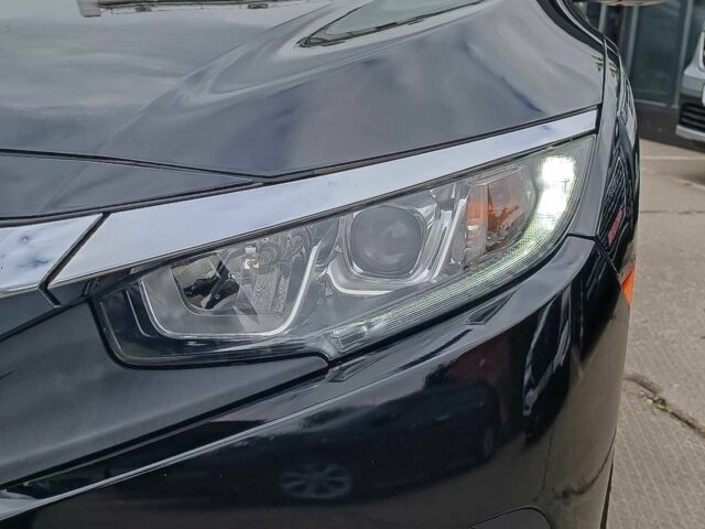 Серый Хонда Цивик, объемом двигателя 2 л и пробегом 151 тыс. км за 11790 $, фото 5 на Automoto.ua