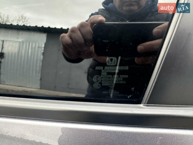 Серый Хонда Цивик, объемом двигателя 2 л и пробегом 105 тыс. км за 13200 $, фото 39 на Automoto.ua