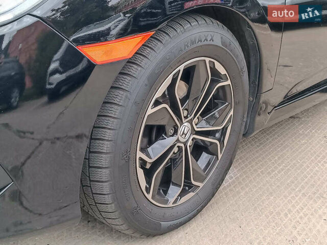 Сірий Хонда Сівік, об'ємом двигуна 2 л та пробігом 151 тис. км за 12290 $, фото 6 на Automoto.ua