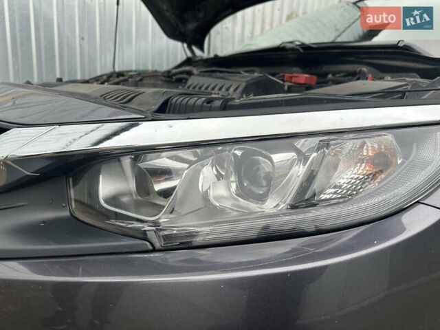 Серый Хонда Цивик, объемом двигателя 2 л и пробегом 105 тыс. км за 13200 $, фото 64 на Automoto.ua