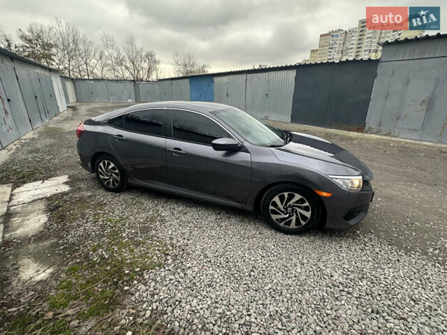 Серый Хонда Цивик, объемом двигателя 2 л и пробегом 105 тыс. км за 13200 $, фото 19 на Automoto.ua
