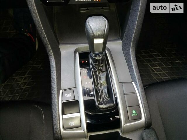 Серый Хонда Цивик, объемом двигателя 1.5 л и пробегом 50 тыс. км за 14400 $, фото 6 на Automoto.ua