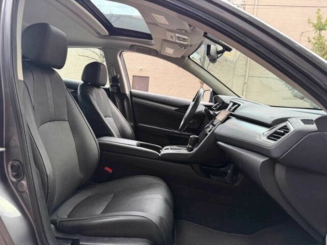 Хонда Цивик 2016 в Тернополе на Automoto.ua Серый Хонда Цивик, объемом двигателя 1.5 л и пробегом 70 тыс. км за 5000 $, фото 9 на Automoto.ua