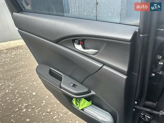 Серый Хонда Цивик, объемом двигателя 2 л и пробегом 105 тыс. км за 13200 $, фото 99 на Automoto.ua