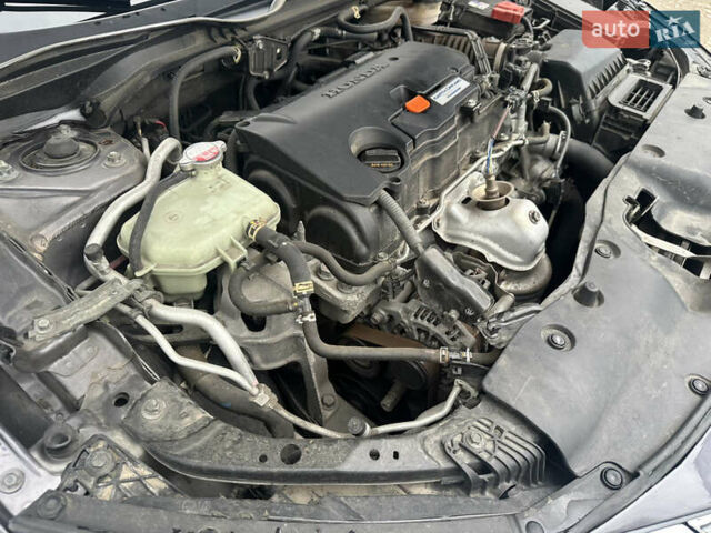 Серый Хонда Цивик, объемом двигателя 2 л и пробегом 105 тыс. км за 13200 $, фото 68 на Automoto.ua