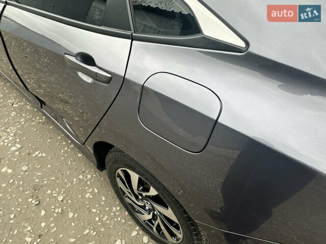 Серый Хонда Цивик, объемом двигателя 2 л и пробегом 105 тыс. км за 13200 $, фото 41 на Automoto.ua