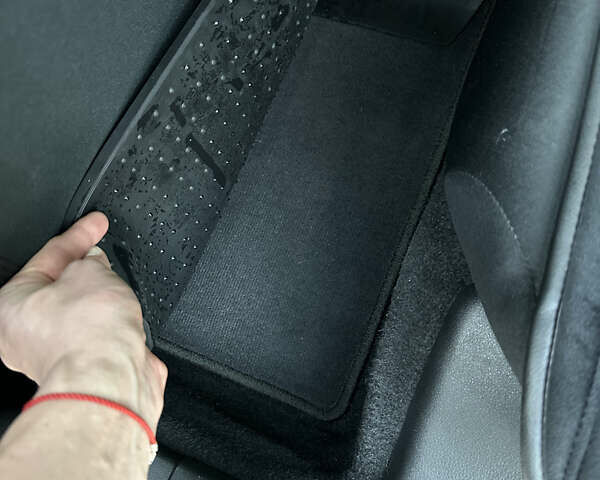 Серый Хонда Цивик, объемом двигателя 1.5 л и пробегом 92 тыс. км за 14400 $, фото 21 на Automoto.ua