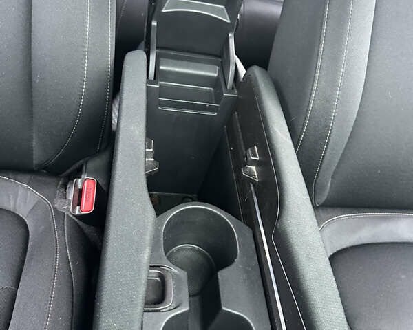 Серый Хонда Цивик, объемом двигателя 2 л и пробегом 105 тыс. км за 13200 $, фото 109 на Automoto.ua