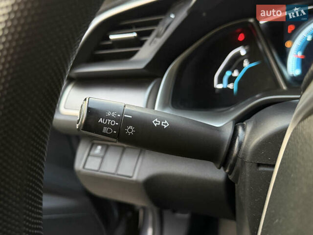 Сірий Хонда Сівік, об'ємом двигуна 2 л та пробігом 119 тис. км за 14500 $, фото 55 на Automoto.ua