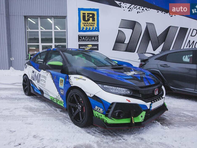 Серый Хонда Цивик, объемом двигателя 0 л и пробегом 10 тыс. км за 60000 $, фото 4 на Automoto.ua