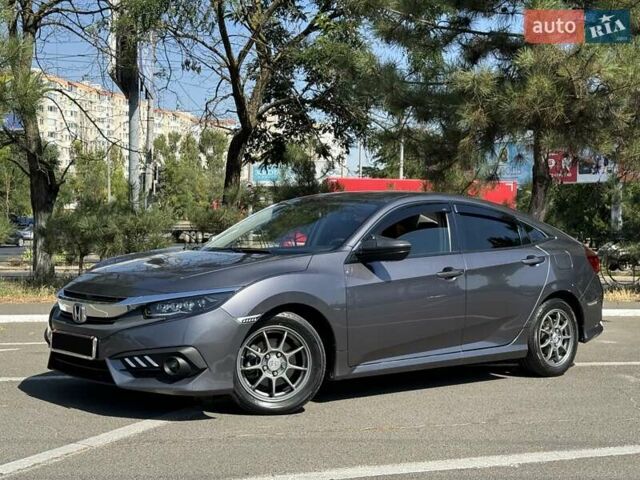 Сірий Хонда Сівік, об'ємом двигуна 2 л та пробігом 90 тис. км за 13799 $, фото 2 на Automoto.ua