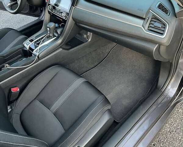 Серый Хонда Цивик, объемом двигателя 2 л и пробегом 90 тыс. км за 8800 $, фото 21 на Automoto.ua