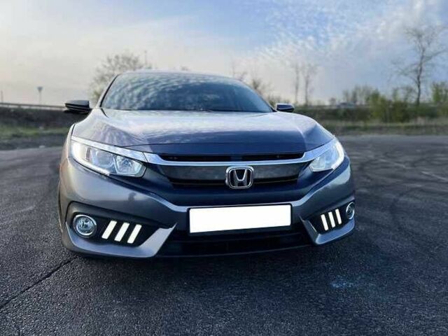Серый Хонда Цивик, объемом двигателя 2 л и пробегом 90 тыс. км за 8800 $, фото 11 на Automoto.ua
