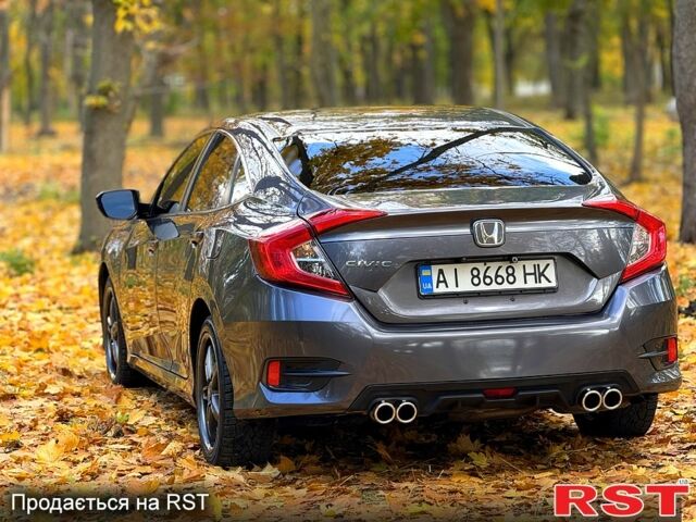 Хонда Цивик 2017 в Кропивницком (Кировограде) на Automoto.ua Серый Хонда Цивик, объемом двигателя 2 л и пробегом 117 тыс. км за 13750 $, фото 3 на Automoto.ua