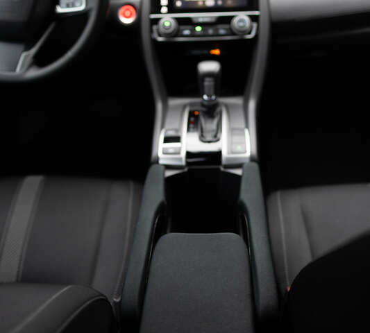 Сірий Хонда Сівік, об'ємом двигуна 2 л та пробігом 91 тис. км за 14499 $, фото 11 на Automoto.ua