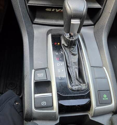 Серый Хонда Цивик, объемом двигателя 2 л и пробегом 112 тыс. км за 14500 $, фото 19 на Automoto.ua