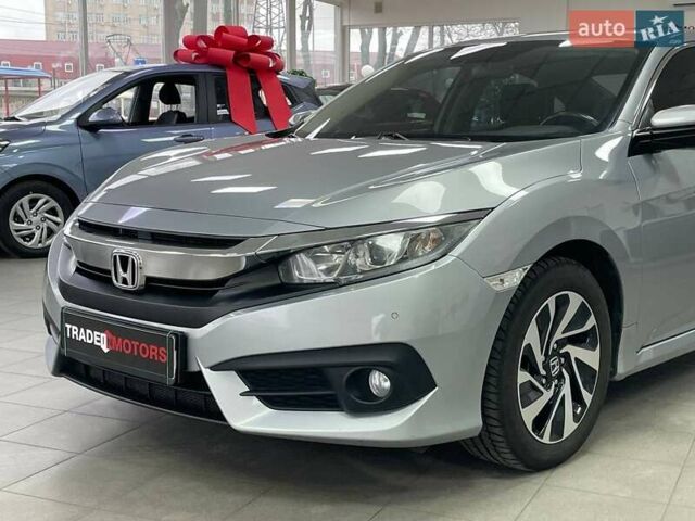 Серый Хонда Цивик, объемом двигателя 1.6 л и пробегом 82 тыс. км за 15490 $, фото 3 на Automoto.ua