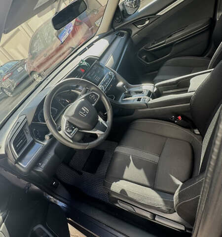 Серый Хонда Цивик, объемом двигателя 1.5 л и пробегом 150 тыс. км за 15000 $, фото 10 на Automoto.ua