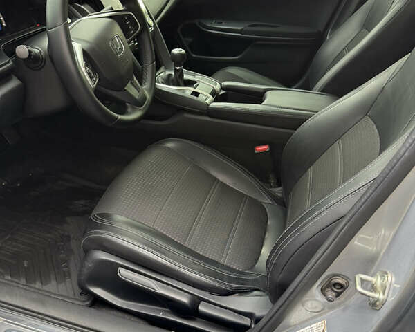 Серый Хонда Цивик, объемом двигателя 2 л и пробегом 106 тыс. км за 12899 $, фото 35 на Automoto.ua